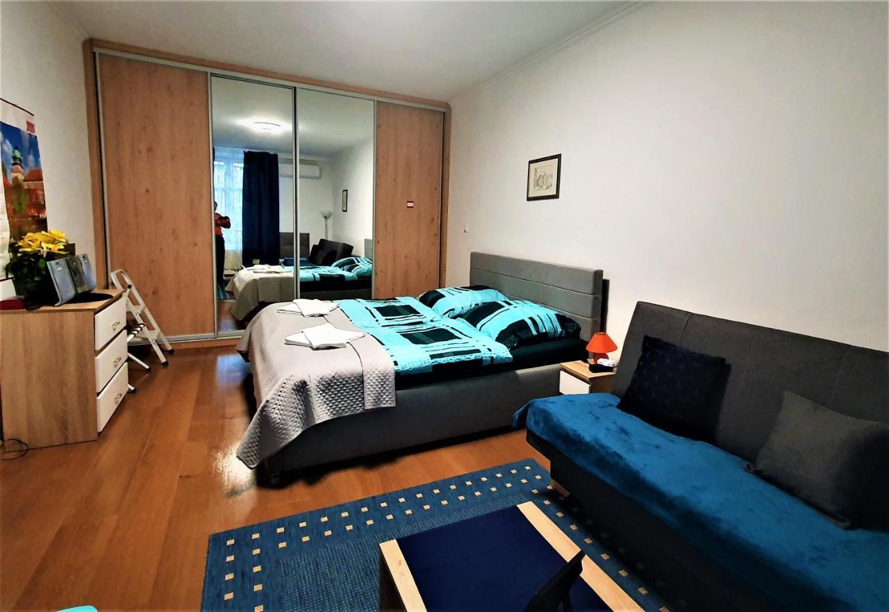 Gaj Apartment - Air Condition, Free Parking Krasków Eksteriør bilde