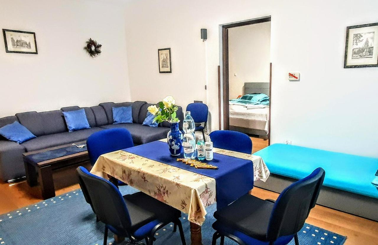 Gaj Apartment - Air Condition, Free Parking Krasków Eksteriør bilde