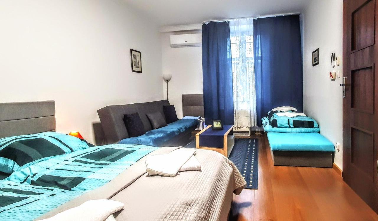 Gaj Apartment - Air Condition, Free Parking Krasków Eksteriør bilde