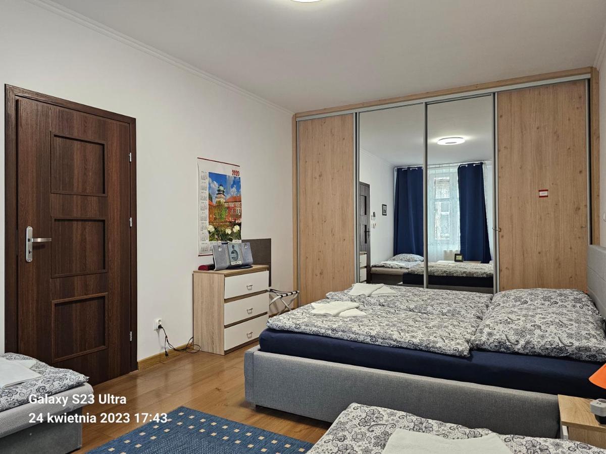 Gaj Apartment - Air Condition, Free Parking Krasków Eksteriør bilde